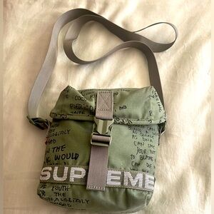 Supreme bag Army
